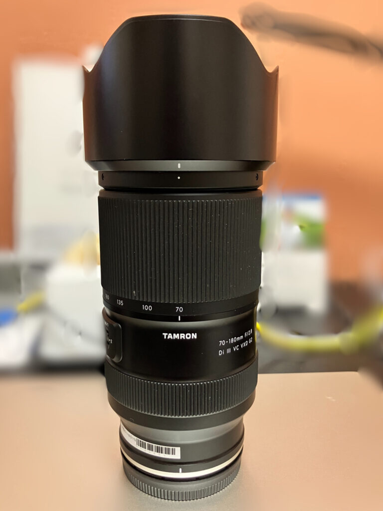 70-180mm F/2.8 Di Ⅲ VC VXD G2の外観。