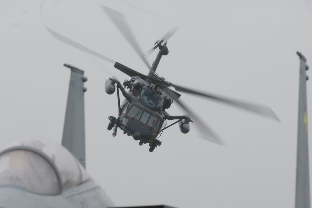 UH-60J救難ヘリ